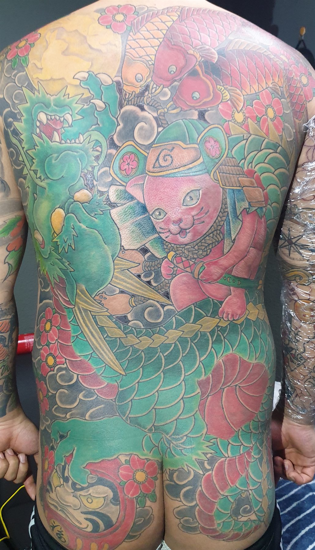 Maneki-neko backpiece