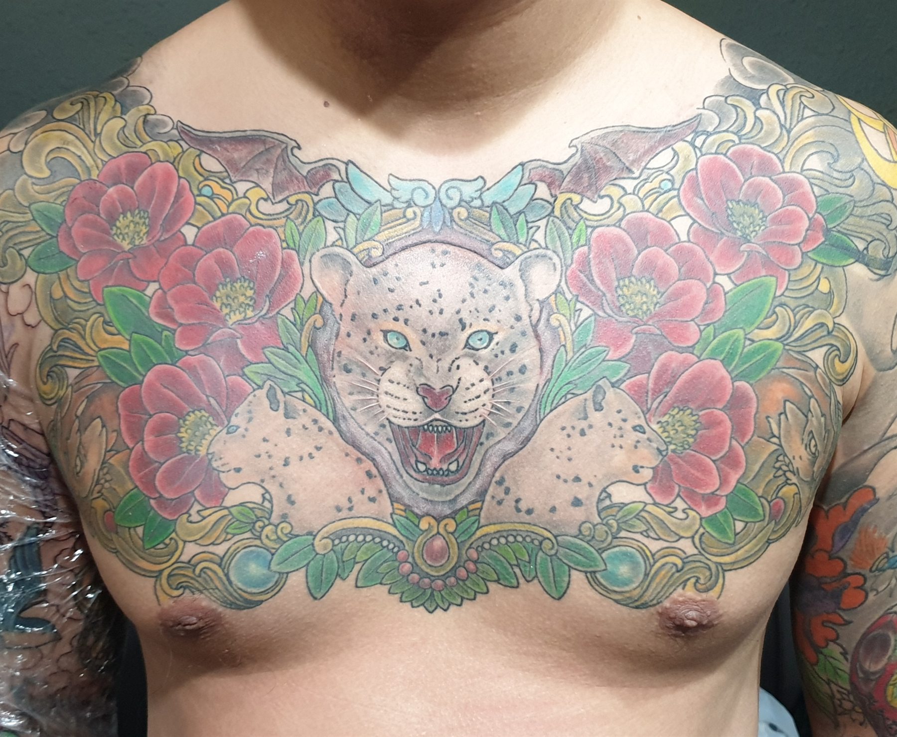 Leopard chest panel